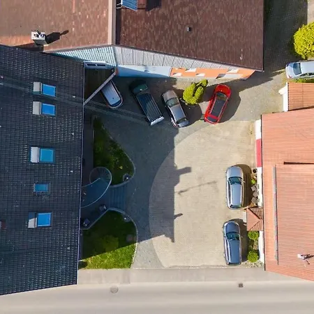 Familiendomizil Schwaebische Alb Berghulen